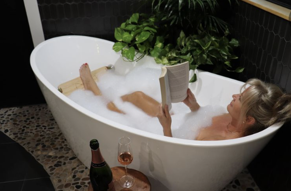 Big Girl Spa Essentials Bathtub Foot Rest - Luxury Non-Slip Bathtub Accessories for Relaxing - Iroko Wood